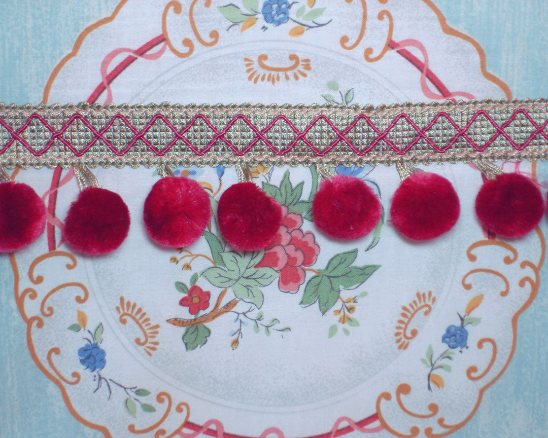 Ball fringe (30cm/50cm) Chantal Trim Gallery