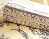 Off-white lace braid (1yd)