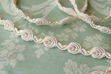 Ivory rose trim (2yds)