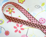 ヘアアクセサリー、ハンドメイド布小物、カルトナージュのボーダーなど、使い方色々のアメリカのリバーシブルのリボンです。