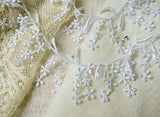 White Daisy Chemical lace (1yd)