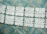 Venice lace trim (1 yd)