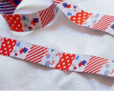 ソーイング柄のパッチワーク柄のアメリカUSAの刺繍ジャガード織リボン。お子様の手作りのお道具袋、お洋服にも可愛いです