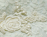 Embroidered lace motif with pearl beads (1 piece)