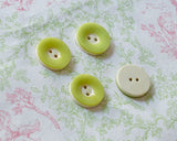 1940s vintage plastic buttons (2)