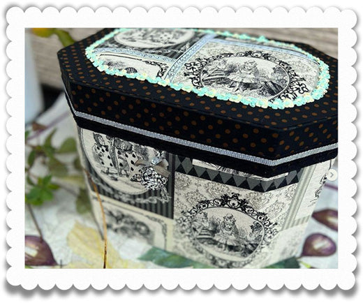 Rococo braid cartonnage box decorating Alice fabric 