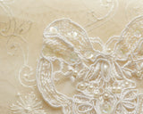 Motif dentelle filet perles nacrées et sequins | Blanc cassé | Applique artisanale
