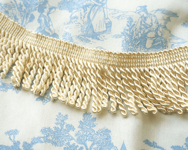 Cream Bullion Fringe | Decorate natural and Nordic-style bags and cushions