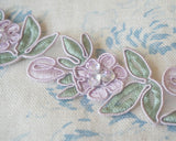Embroidered trim with beads (7 motifs) 