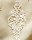 Ivory chemical lace motif (1 piece)