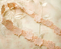 French flower lace (1yd)
