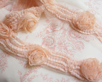 Rose lace pleated trim (21")