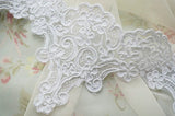 Hemmed embroidered lace (50cm) 