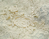 Embroidered lace motif with pearl beads (1 piece)